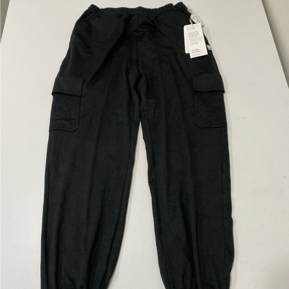 Vuori Black Boyfriend Cargo Jogger Pants Dream Knit NEW